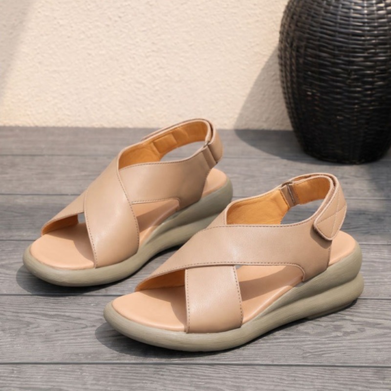 Sepatu Wanita Klasik Sandal We - Leather Classic Strap ulasan dan harga