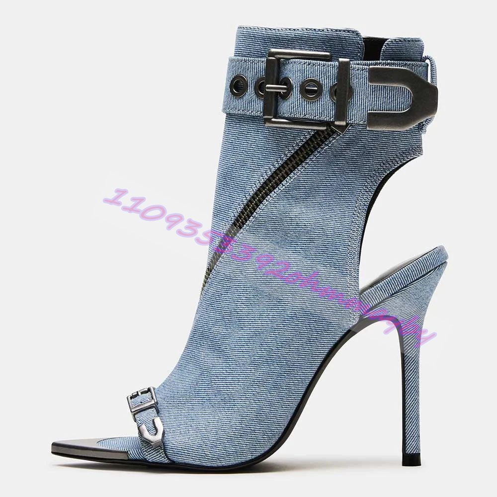 Sepatu Bot Ujung Runcing Denim - Leather Classic Strap ulasan dan harga
